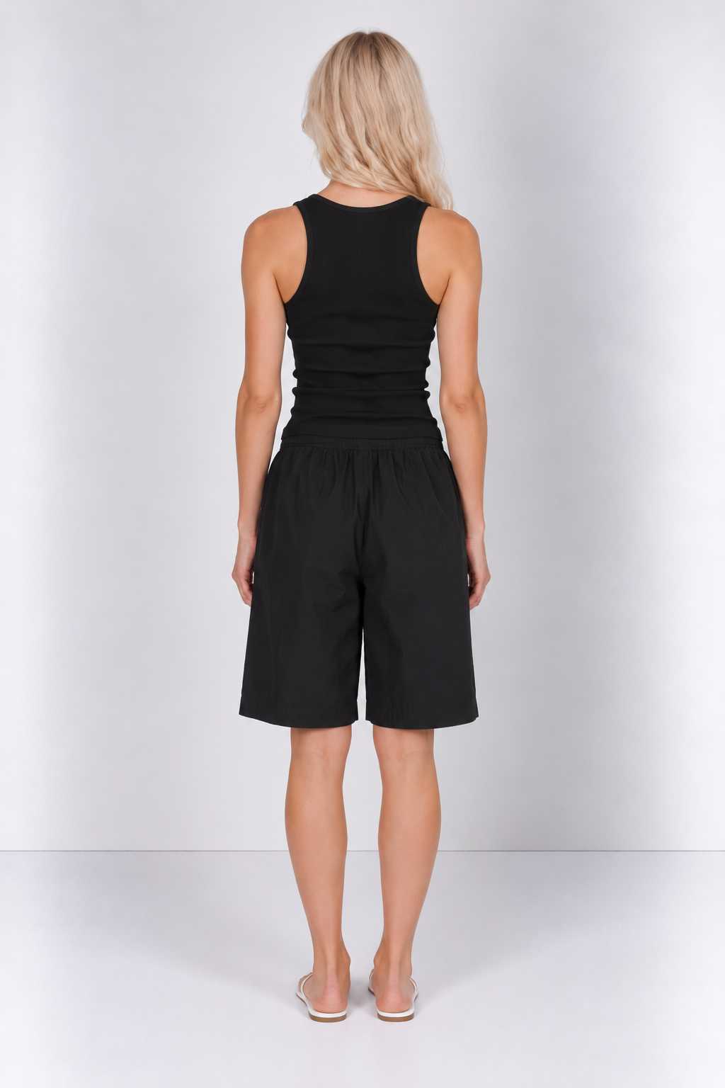 Lume Basic Tank - Black