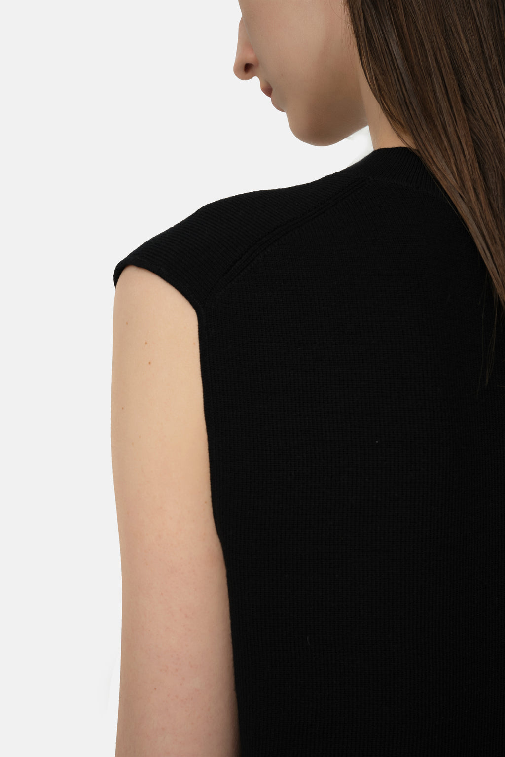 Aura Knit Vest - Black